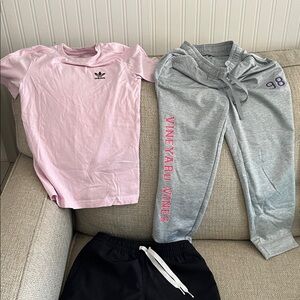 Vineyard Vines Gray Performance Joggers, Bathing Suit and Top